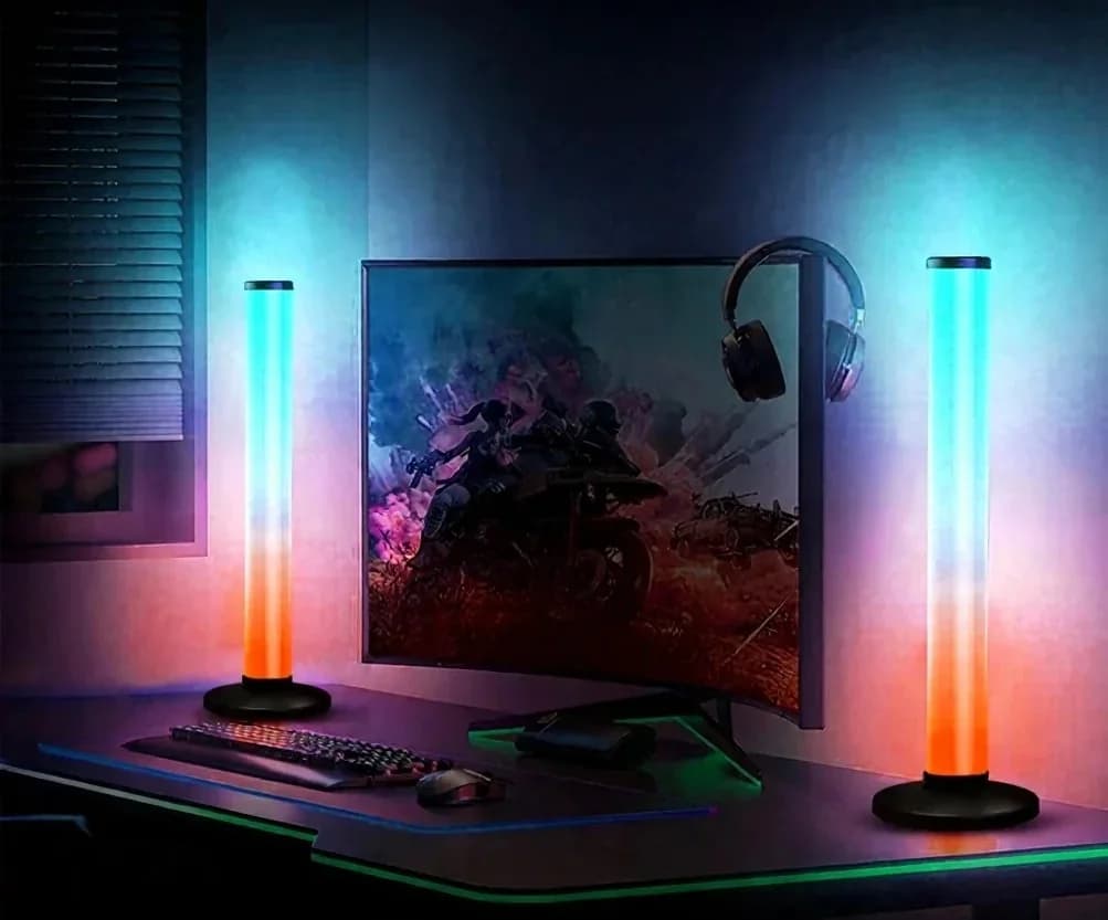 360 grādu RGB skaņai reaģējoša galda lampa ar lietotnes un tālvadības pults vadību
