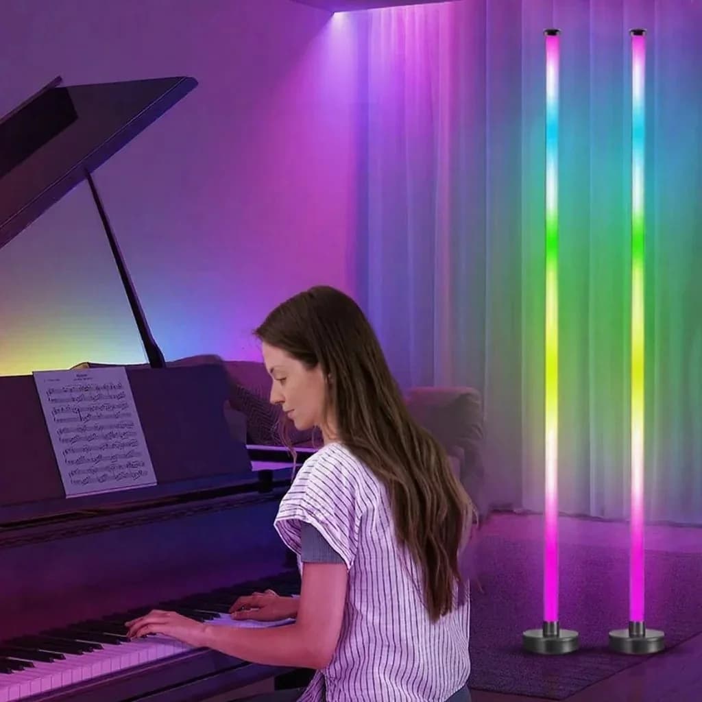 RGB grīdas lampa ar mūzikas sinhronizāciju, 360° spīdumu, lietotnes vadību gaming vajadzībām